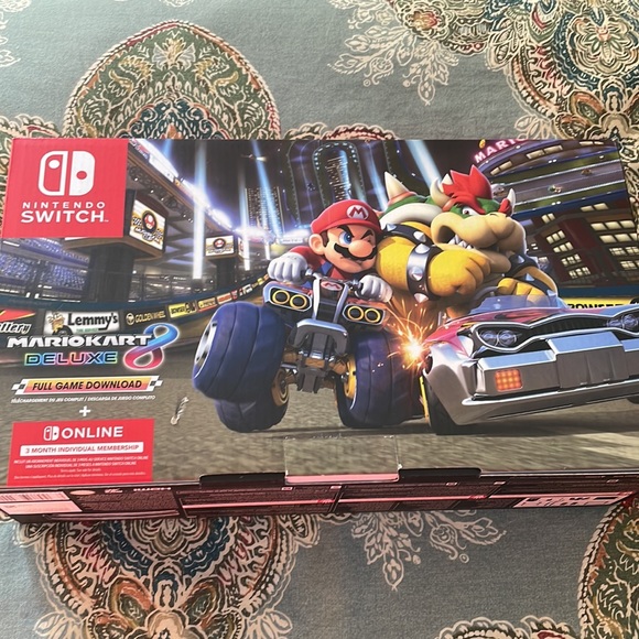 Nintendo Switch V2 Mario Kart 8 Deluxe Bundle - Picture 3 of 11